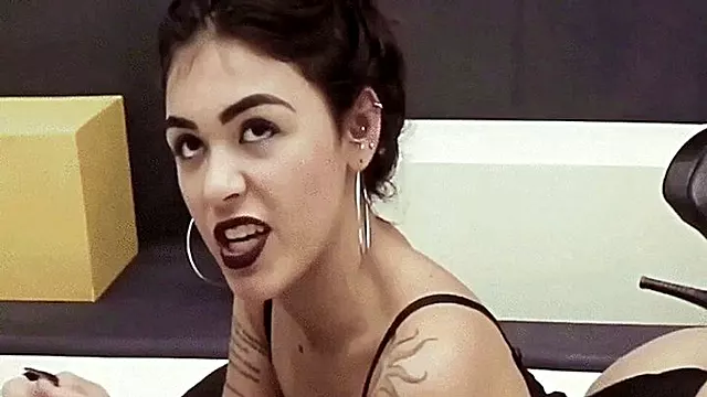 Smoking Wonderful Close 120's Model Kimberly Video 0055