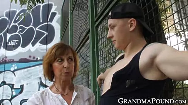 Gros Sein Enculer, Mamie Gros Seins, Mature Gros Seins, Pipe Gros Seins Ejacs, Vieille Gros Seins