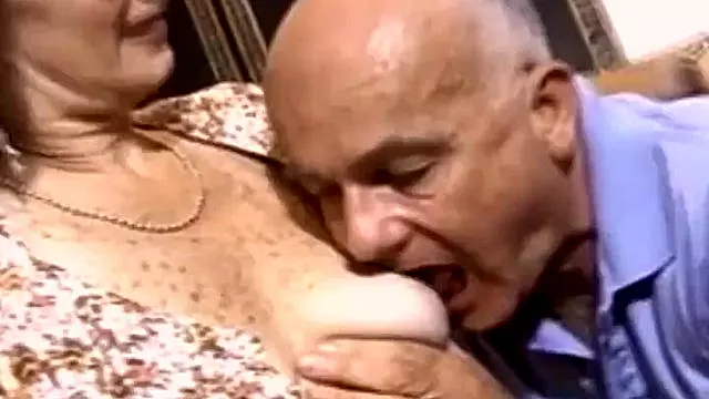 Drsné Akce, Honění Amateři, Amaterske Milf, Amaterské Paničky, Manželky Paroháč, Milfka Cuckold