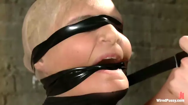 Phoenix Marie gets her ass Fisted in Bondage!!!!