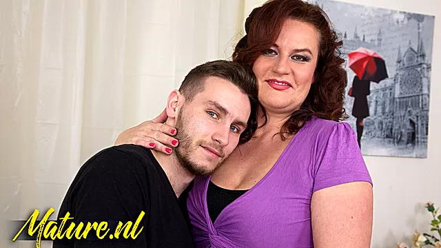 Mature Stepmom Get Fucked by Her Stepson While Her Husband Is at Work