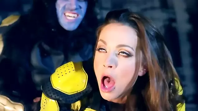 Busenwunder, Britisch Brust, Titten, Dicke Titten Große Fotzen, Muschisaft, Brunette Großer Busen