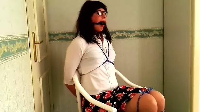 Amatør Bdsm, Amatør Bondage, Amatør Brunette, Hd Bdsm Porno, Teenager Bdsm, Bundet, Teen Tied Op