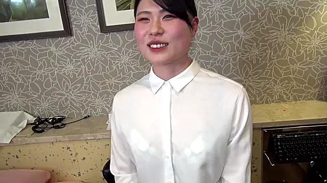 Great Close Up In Japanese Tee