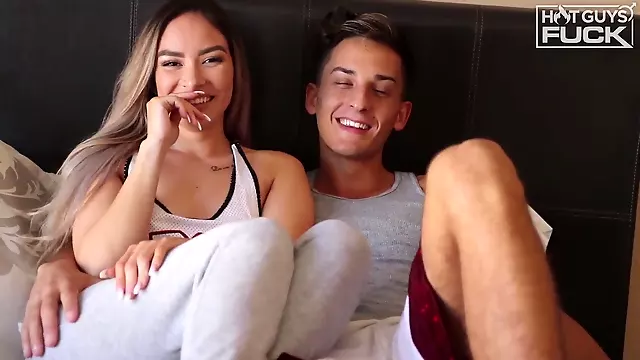 Anale Adoleshente, Kari Madh, Film Brazil, Kari, Ne Kolegj, Adoleshente, Seks Me Zor, Meksikane