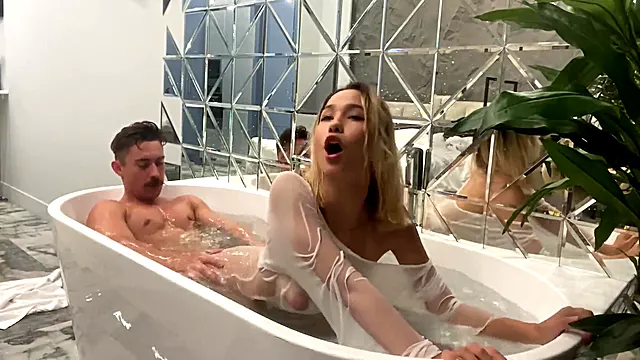 Amatoriale Cazzo Grosso, Amatoriale Becca, Bionda Scopa Asiatico, Sesso In Bagno, Gola Profonda Blonde