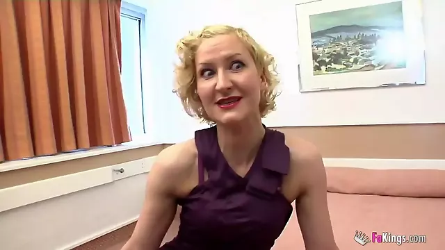 سه نفره روسی, روسی بلوند, میانسال و جوان, بلوند جیگر, روس جیگر, سکس پسر بچه یازن بالغ, مامان روسی