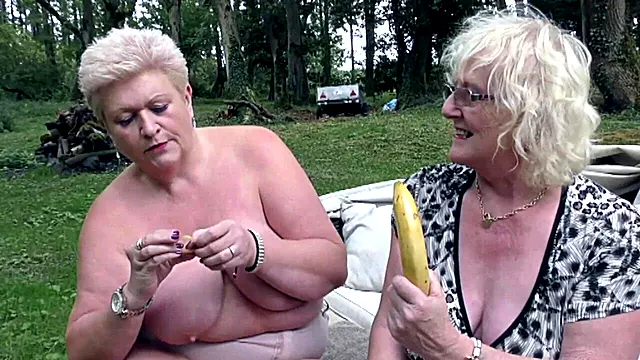 Bbw Grosse Titten, Blond Big Tits, Bbw Blonde Stockings Bbc, Natural Blomde, Blonde Möpse