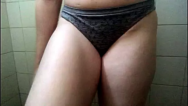 Gutaussehende Amateurin, Amateur Blond, Amateur Frau, Hinten Arsch, Blonde Solo Ärsche, Fetischlady