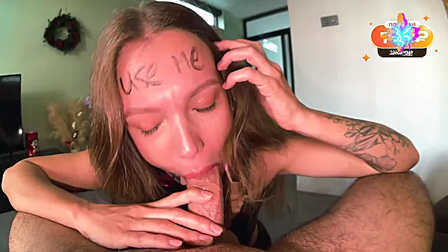 It's my birthday. Free use my girlfriend as a gift.