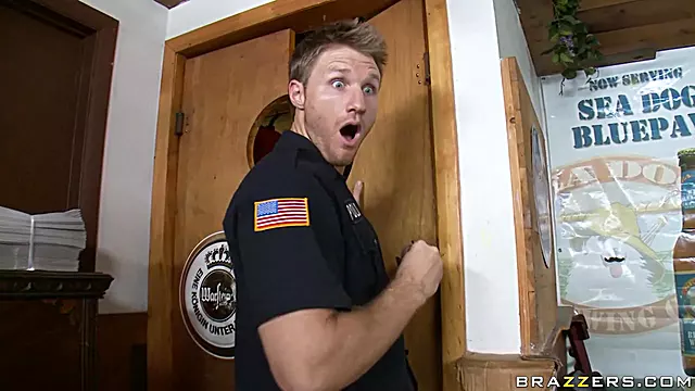 بلوند پستون گنده, کن گنده, پستون گنده, دانلودسکس پورن استاربلووند سینه گنده, Brazzers ممه