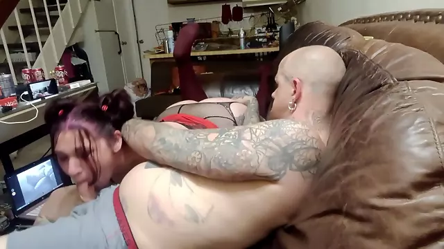 Amatør Par, Amatør Langt Nede I Halsen, Hotwife Amatør, Tattooed Amator, Webcam Amatør, Webcam Par