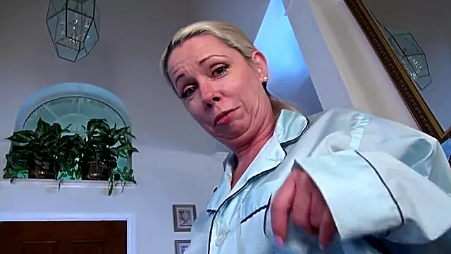 Amateur Fotze, Orgasmus Solo Amateur, Titten Aufgehängt, Große Titten Großer Arsch, Schwanz Reiten