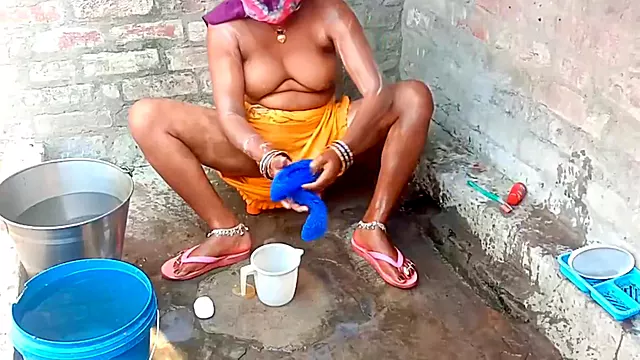 Amatrice Solo, Solo Hd Milf Gros Seins, Douche Gros Sein, Gros Seins, Femme Solo, Fait Maison Indien