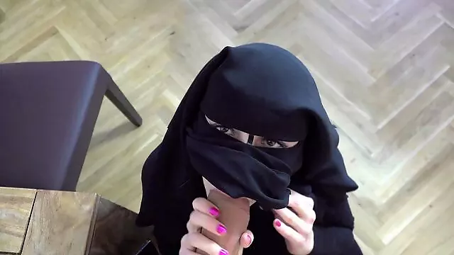 Leggins, Pompino Cazzo Nero, Pompino Profondo, Troie Con Un Cazzo, Come Tu Mi Vuoi, Pecorina