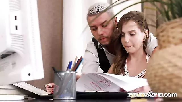 Minet Et Minettes, Fellation Gros Plan, Vagin Gros Plan, Ado Énorme Chatte, Bite Dans La Chatte