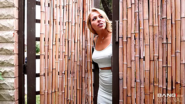 Bauch Lecken, Teen Bauch, Blonde Teen Blasen, Sperma Auf Titten, Junge Süße Blondine, Kitty Jung