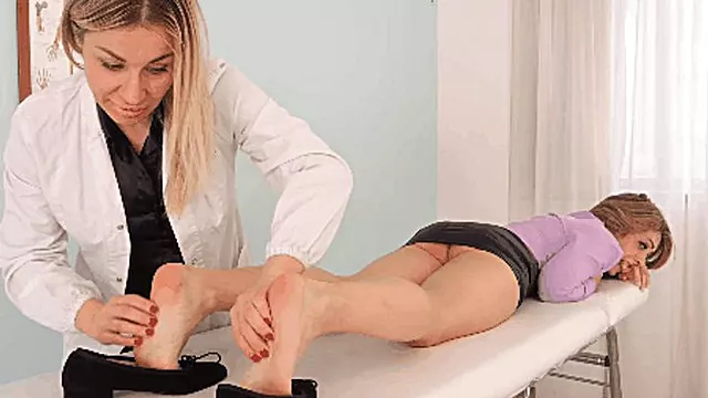 The fake podiatrist