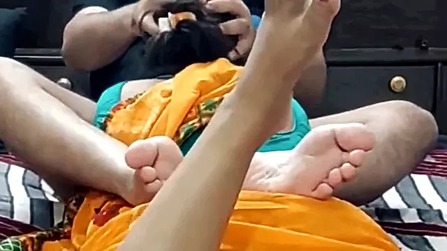 Gorgeous Desi Mariya bhabi gives her boyfriend a sweet lollipop at home