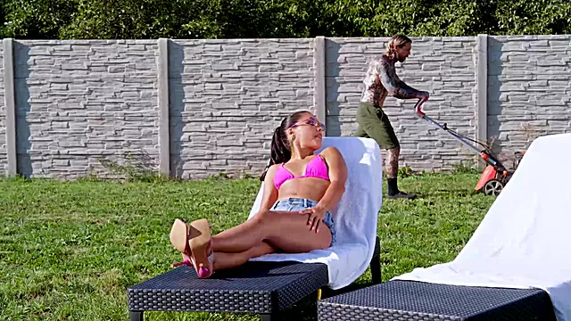 Tattooed man banging Apolonia Lapiedra from behind