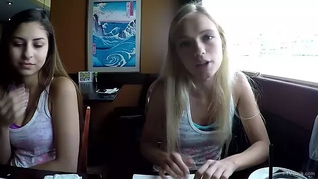 Sie Masturbiert Extrem Hart, Lecken Hard, Massage Orgasmus, Solo Masturbation Orgasmus, Öffentlich Orgasmus