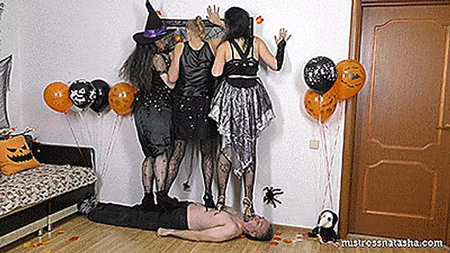 Dominacao Feminina, Dominacao Com Foot, Extremo Pés, Extremo Trampling, Dominação Feminina