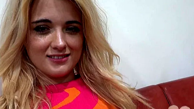 Ado 18, Levrette Amateurs Hardcore, Amatrice Vacances, Minettes Blonde, Blonde Jeune, Fellation Copine