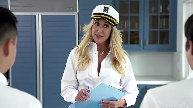 Brandi Love - Captain Love S1:e2