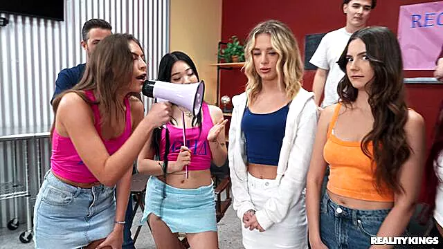 Blowjob clip with vicious Serena Hill and Selina Bentz from RK Prime