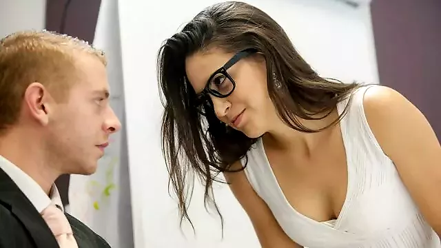 Jóvenes Tetonas Natural, Tetonas, Morena Con Pene Grande, Petardas Hd Morenas Culonas, Tetas Morenas