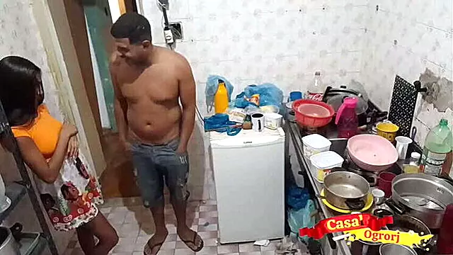 करीना, किशोरी, बुड्ढा चोदे नवयुवती
