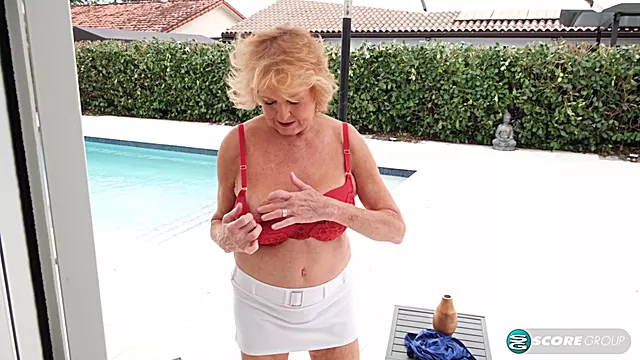 Nonna Bionda, Bionda Matura, Masturbazione Femminile, Madre Vorrei Scopare, Milf Solo, Masturbazione Solitaria