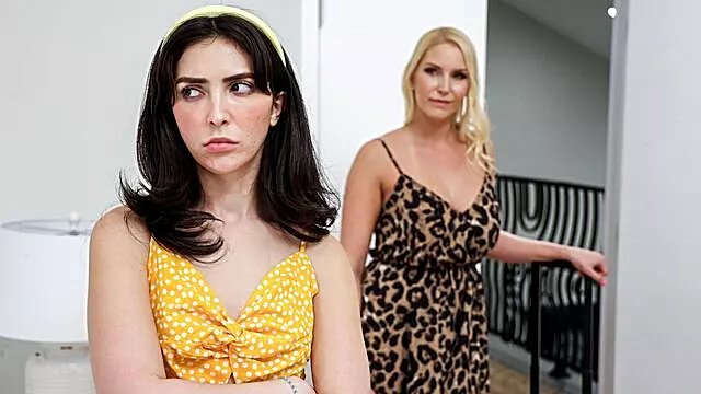 Mysterious Vanessa Cage and Jane Wilde - double blowjob movie - Bad Milfs