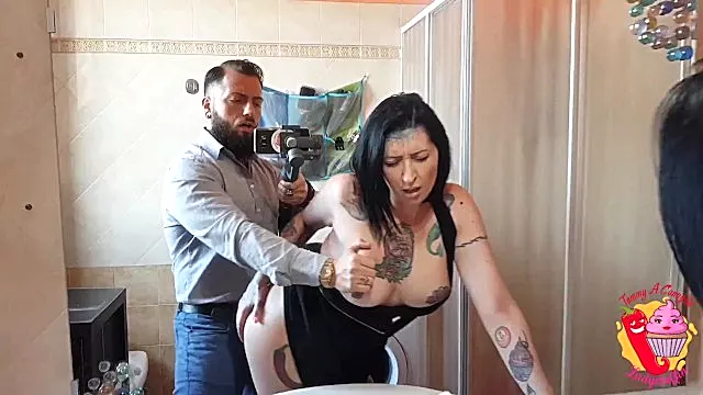 زن وشوهر عربی, عربی میا خلیفه, پورنستا عرب, زن و شوهر در حمام, زن سبزه, زوج گروه واقعیت, عشق با کیر کلفت