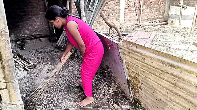 Seks Me Zor, Albania Qirje, Albania Girl Sex, Icidente Gjat Seksit, Te Vjetra, Sex Ne Fshat