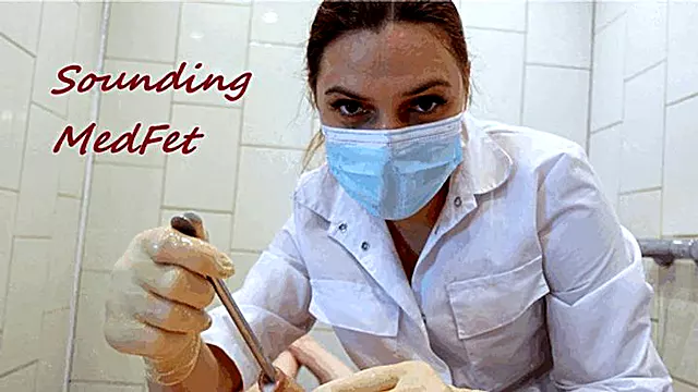 Domina Klinik, Krankenpfleger Mit Ärztin, Doktor Patient, Femdom Doktor, Ärztin Handschuhe