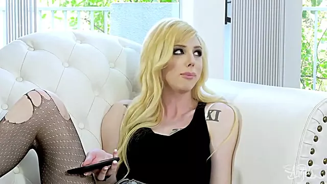 دوجنسه آماتور, سكس ينيكه أو هيه نأمه