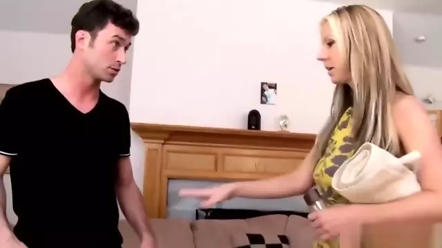 Babe Sug Pula, Babe, Blonda Suge Pula, Blonda, Suge Pula Murdara, Pe La Spate, Futai Pe Canapea