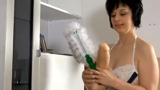 Amatrice Allemande, Amateur Avec Femme De Menage, Amatrice Géant, Godeuses Allemande, Gode