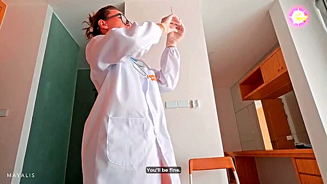 هورنی آماتور, سبک سگی جیگر, مشت خشن, گلو عمیق خشن, پرستار خانه, فیلم سکسی خشن, سوپر کون گنده با کیر بزرگ