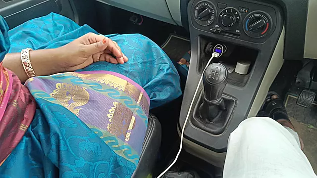 Moja Žena Sa Strancem, Jebi Moju Zenu Amateri, Parovi, Javno, Stranac, Jebanje U Sise, Indijanci Amateri Se Jebu