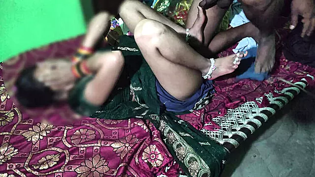 देसी भारतीय, भाई, सोतेले भाई, हिंदी देसी भाभी, मेरा पहला टीचर, पहली बार चुदीं हुई हिन्दी में