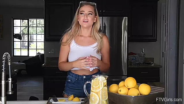 Hot Busty Babe Amazing Hot Solo Video
