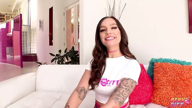 Pipe Anal, Cul Anal, Interracial Gros Seins, Pipe Nichons, Pornostar, Bâillon Gorge, Interracial Seins