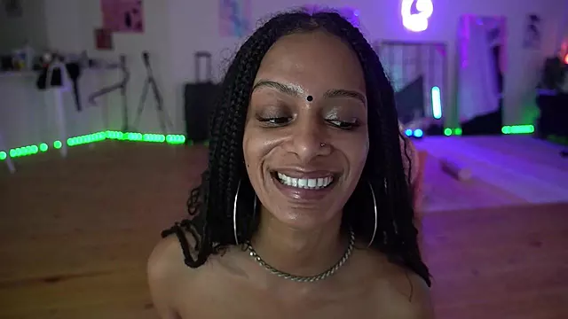 18 Ani Masturba, Solo 18 Ani, Teens Teens 18 Ani, Webcam Amatori, Masturbari Asiatice, Sâni Mari Webcam