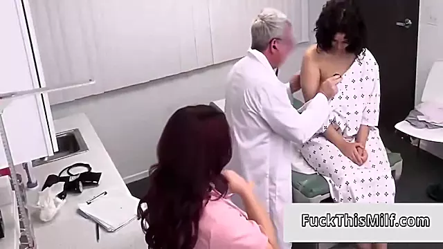 Amatoriale Tette Giganti, Bebe Pompino, Gola Big Tits, Feticcio Tette, Tette, Sborrate Tra Le Tette