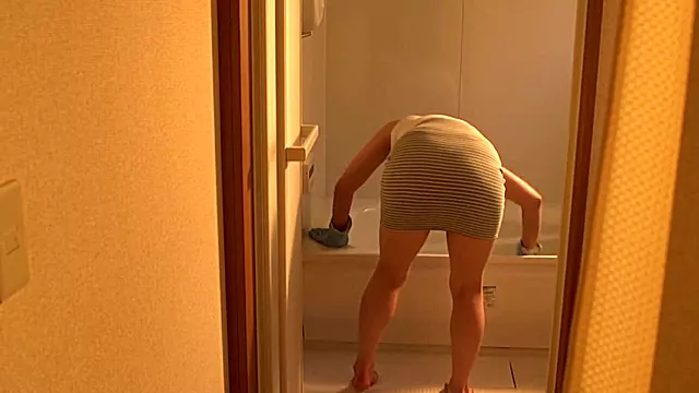 Young Cock-Loving Japanese MILF Needs a Fresh Meat to Stuff Her Pussy