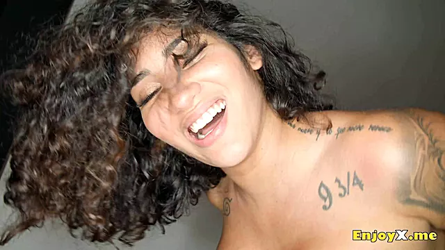 Culo Grande Cara, Tetonas, Tetona Exteriores, Semen Entre Tetas, Corrida En Las Tetas, Come Culo