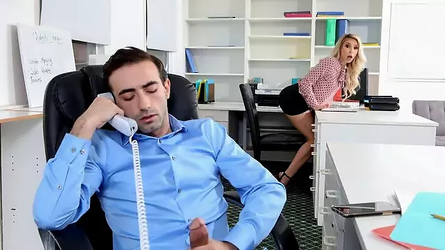 Payudara Semulajadi Yang Besar, Awek Cantik, Kaki Seksi, Konek, Intai, Tetek Gede, Milf Awek, Di Luar