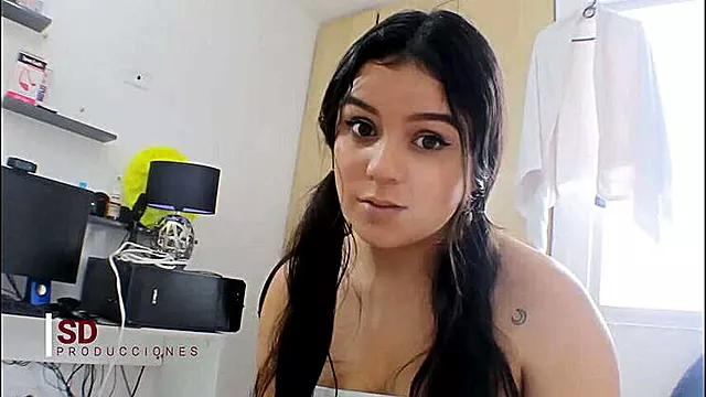 ساک زدن اماتور, اماتور سکس پارتی, پارتی کم سن, پدر, خودنما, کم سن با ناپدری, سکس نامادری, تابو خردسال